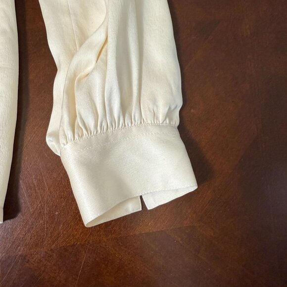 Vintage 70's 80's Jaeger 100% Silk Cream Blouse Double-breasted button - Picture 8 of 11